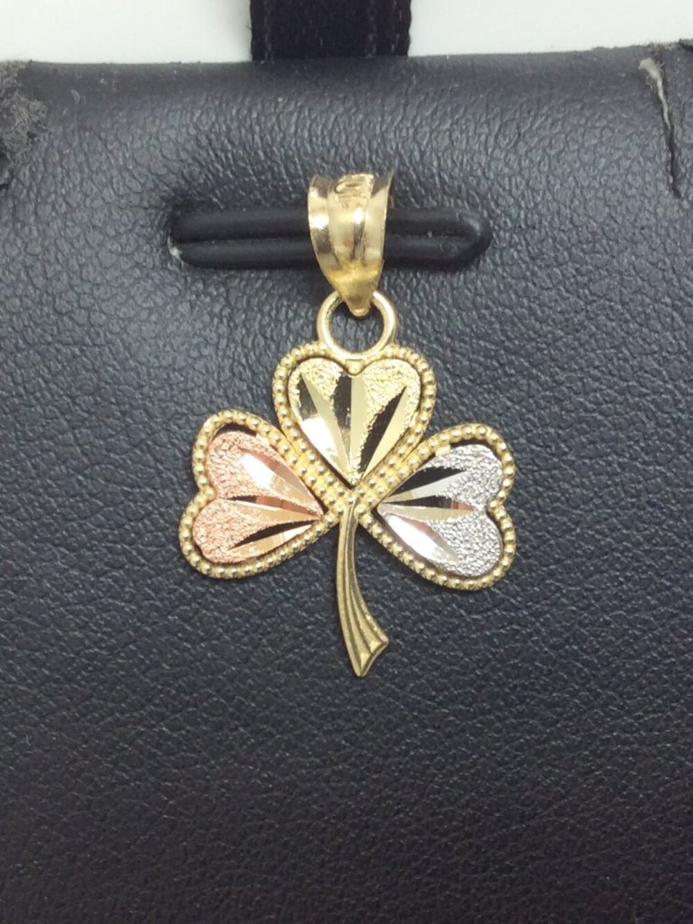 10k Tri- Color REAL Gold 3 Leaf Clover Pendant charm 1.40grams